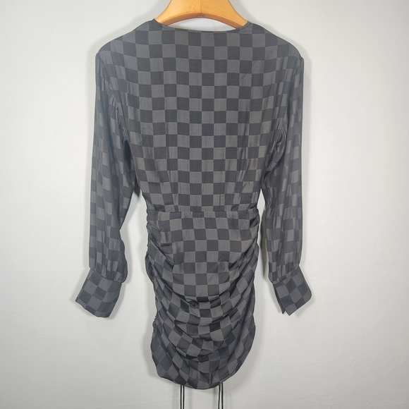 Black Bodycon Wrap Dress with Bishop Sleeves - Picture 7 of 10